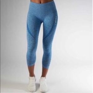 LIKE NEW GYMSHARK SEAMLESS CROP LEGGINGS
